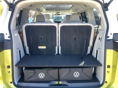 Used 2025 Volkswagen ID. Buzz 1st Edition AWD/4WD image 30