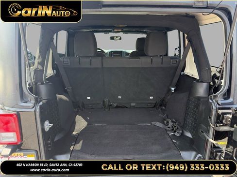 Used 2017 Jeep Wrangler Unlimited Sport w/ Quick Order Package 24S AWD/4WD image 18