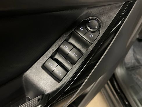 Certified 2025 Chevrolet Equinox LT image 16