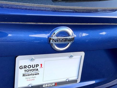 Used 2021 Nissan Rogue Sport S image 10