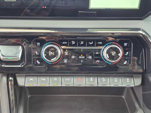 New 2024 GMC Sierra 1500 AT4X w/ AT4X AEV Edition image 30