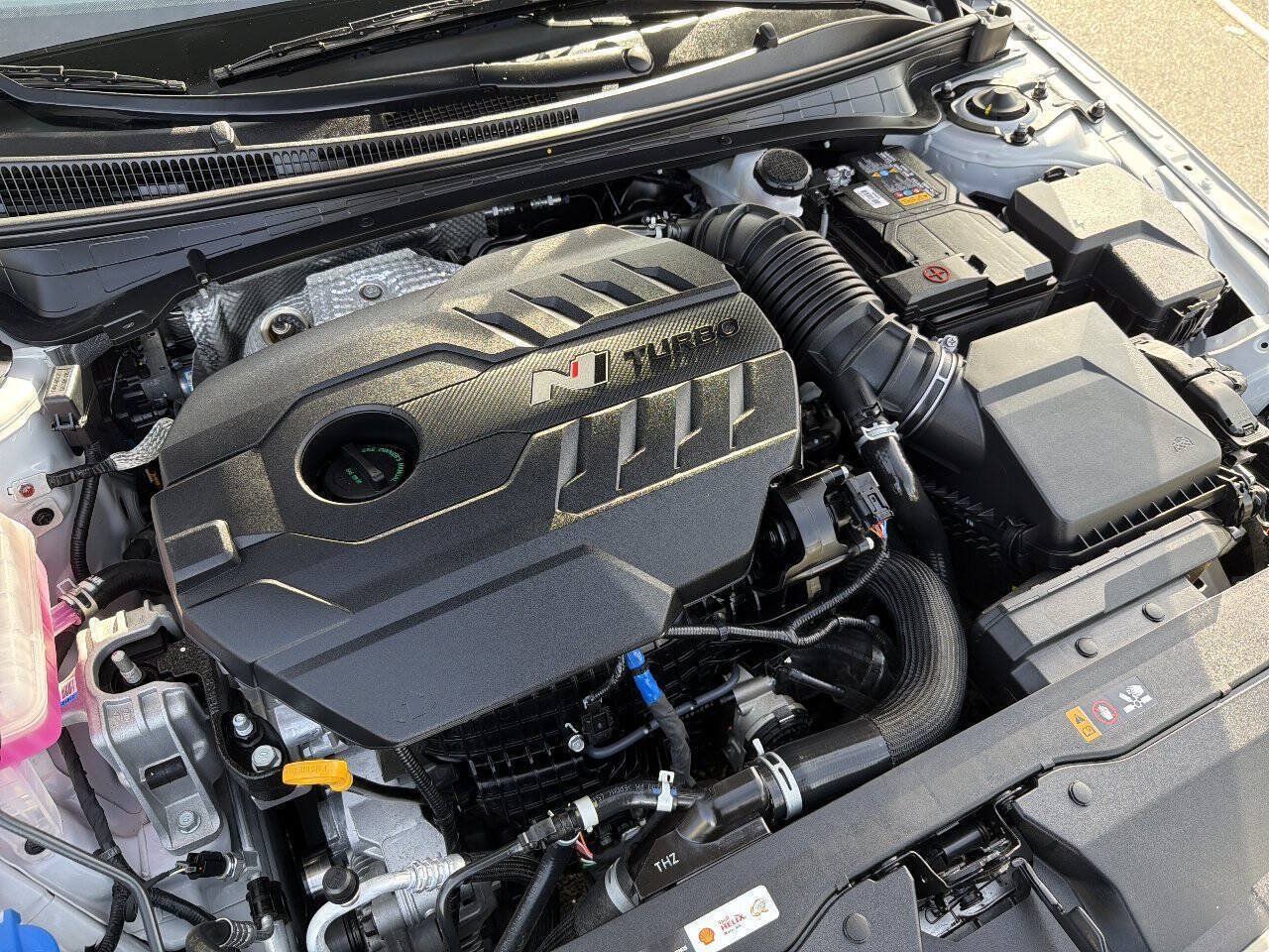 Used 2025 Hyundai Elantra N FWD image 15