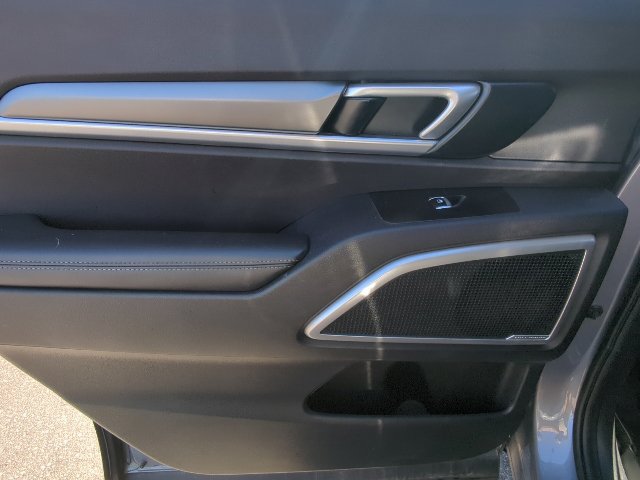 Used 2021 Kia Telluride LX AWD/4WD image 25