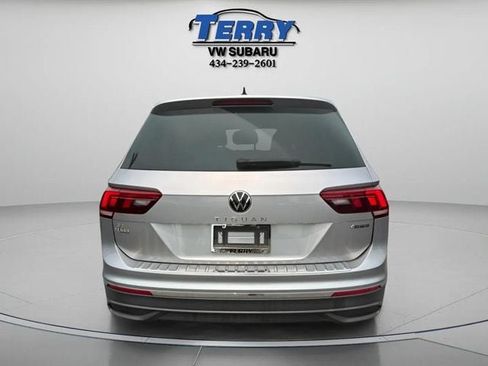Certified 2023 Volkswagen Tiguan SE AWD/4WD image 3