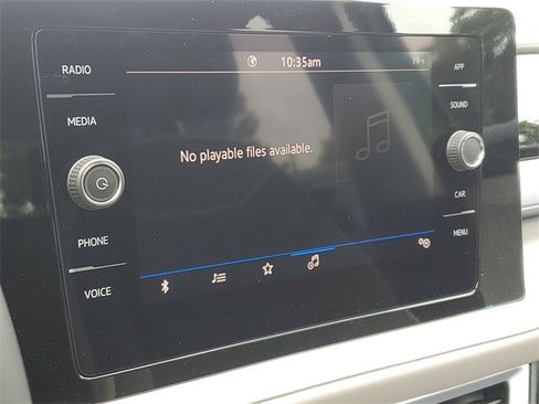 New 2025 Volkswagen Taos SE image 28