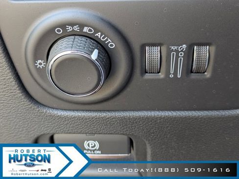 New 2026 Jeep Grand Wagoneer 2WD image 28