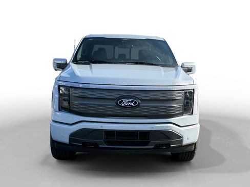 New 2025 Ford F150 Lightning Lariat image 8