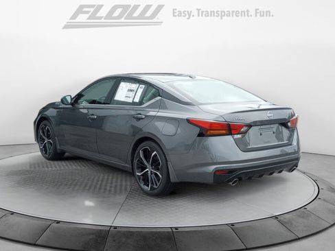 New 2025 Nissan Altima 2.5 SR image 5