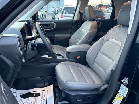 Used 2025 Ford Bronco Sport Badlands image 17