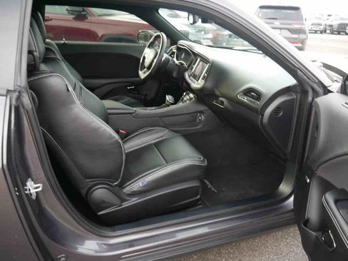 Used 2021 Dodge Challenger SRT Hellcat Redeye image 11