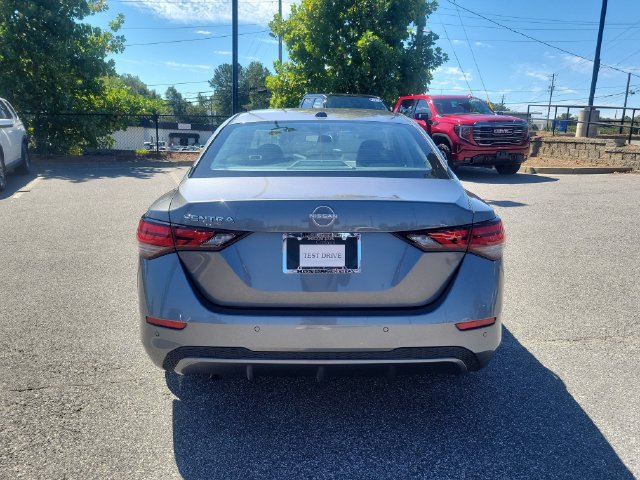 Used 2025 Nissan Sentra SV FWD image 5