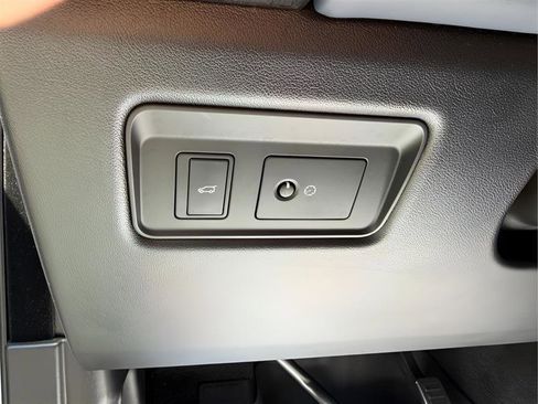 Used 2018 Land Rover Range Rover Sport Supercharged image 33