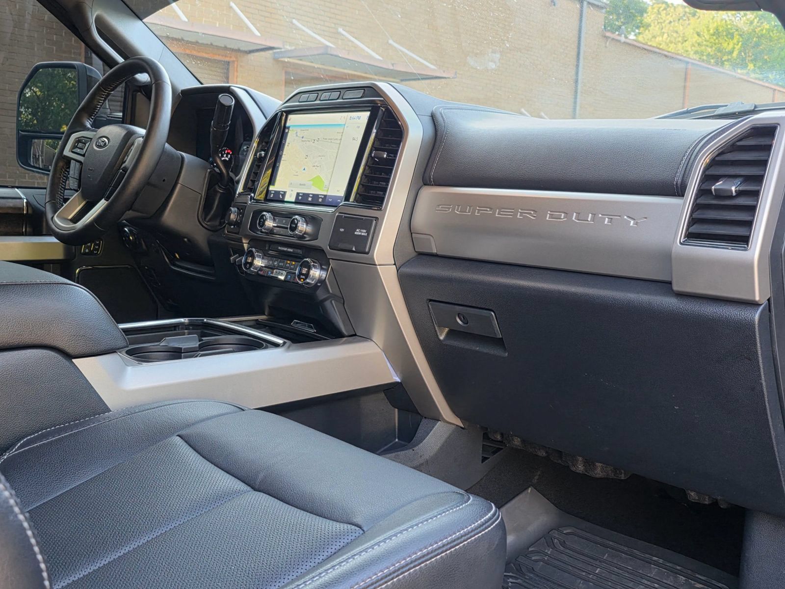 Used 2022 Ford F250 Lariat w/ Black Appearance Package AWD/4WD image 39