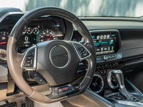 Used 2018 Chevrolet Camaro SS RWD image 24