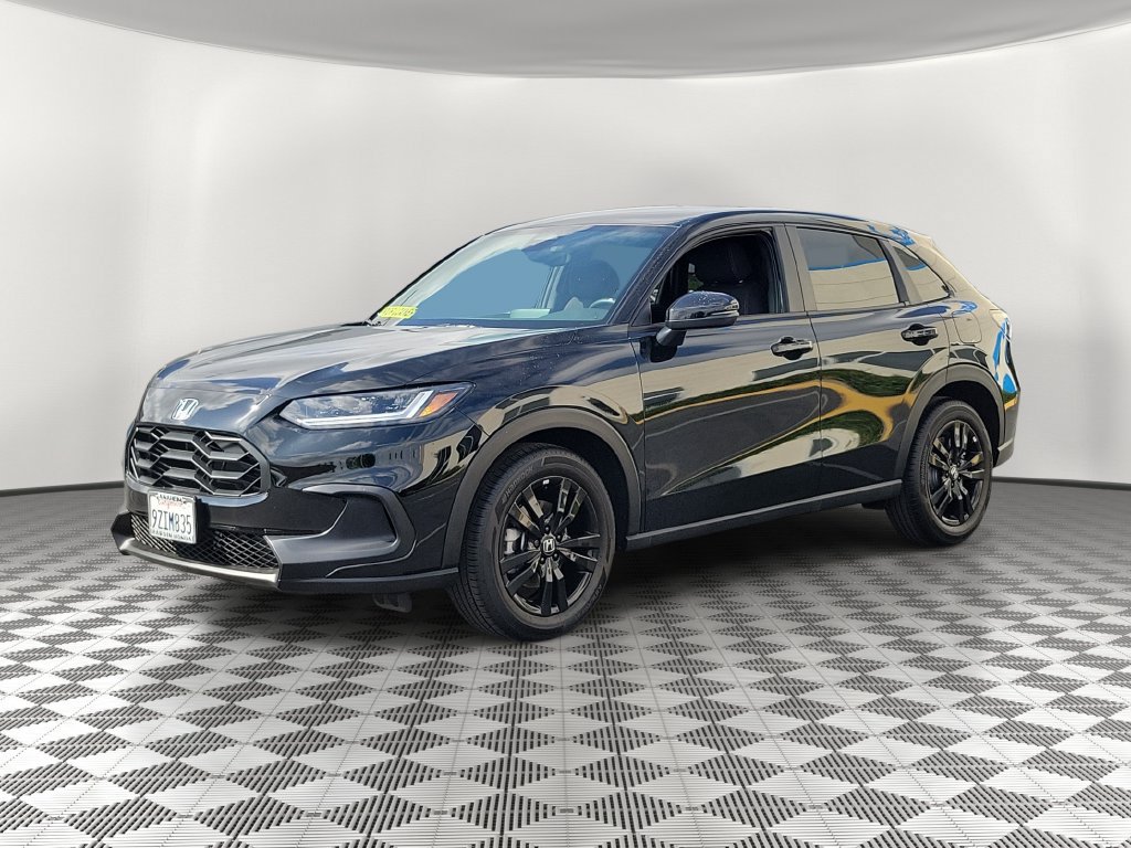 Used 2027 Honda HR-V Sport image 3