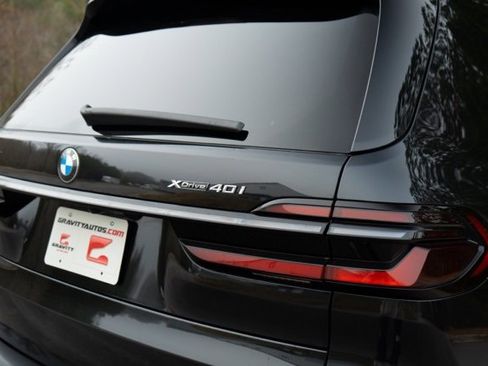 Used 2024 BMW X7 xDrive40i w/ Executive Package image 16