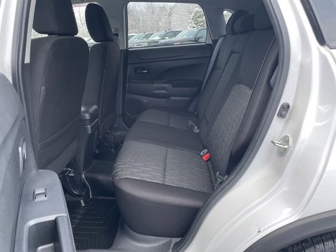 Used 2020 Mitsubishi Outlander Sport ES image 24