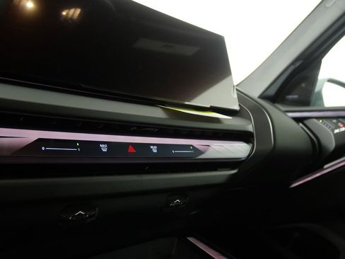 Certified 2025 BMW X3 xDrive30i w/ Premium Package AWD/4WD image 20