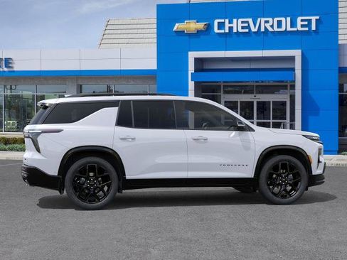 New 2026 Chevrolet Traverse RS image 5