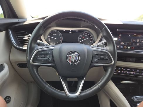 Used 2021 Buick Envision Essence FWD image 27