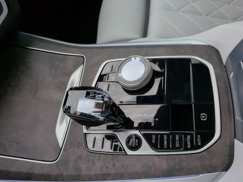 Certified 2023 BMW X5 sDrive40i w/ Executive Package image 21