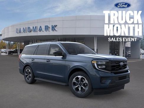 New 2026 Ford Expedition Active image 7