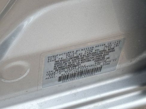 Used 2023 Nissan Versa SV FWD image 29