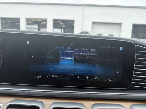 Used 2021 Mercedes-Benz GLE 350 4MATIC image 24