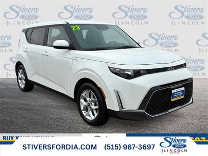 Used 2023 Kia Soul LX w/ Option Group 015
