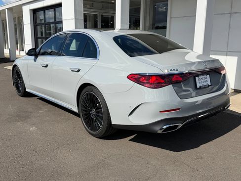 Used 2025 Mercedes-Benz E 450 4MATIC Sedan image 3