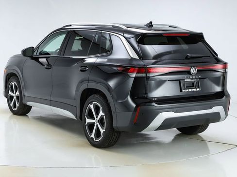 New 2026 Volkswagen Tiguan SE image 45