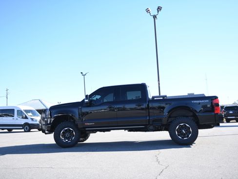 New 2026 Ford F250 Lariat w/ Tremor Off-Road Package image 16