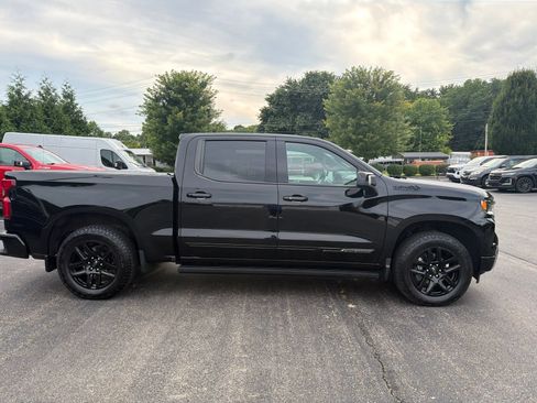 Used 2024 Chevrolet Silverado 1500 High Country w/ Midnight Edition AWD/4WD image 6