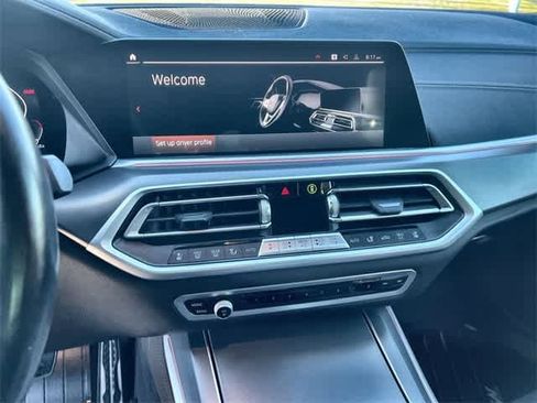 Used 2022 BMW X5 sDrive40i w/ M Sport Package image 18