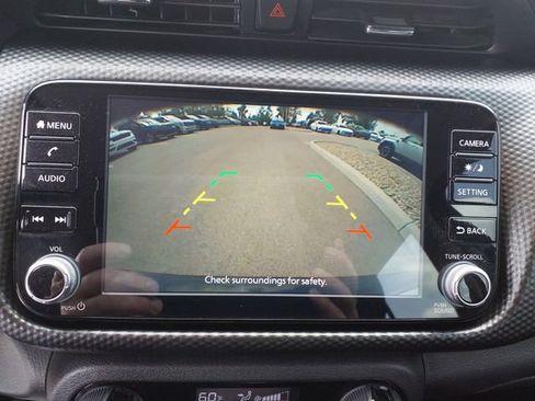 Used 2021 Nissan Kicks SV FWD image 13