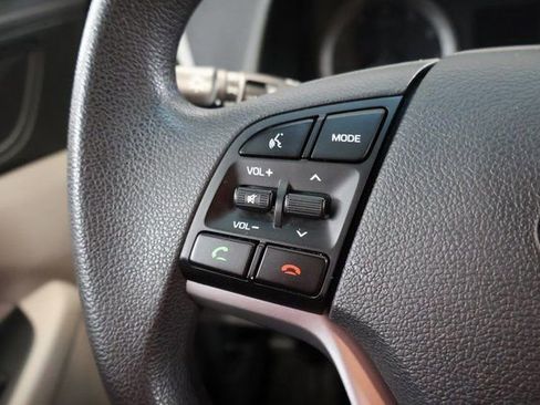 Used 2017 Hyundai Tucson SE image 15