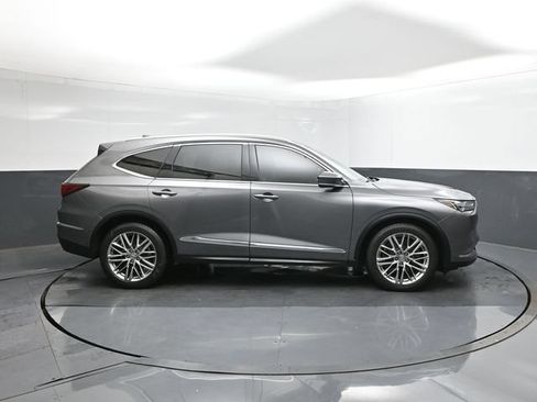 Used 2024 Acura MDX SH-AWD w/ Advance Package image 15