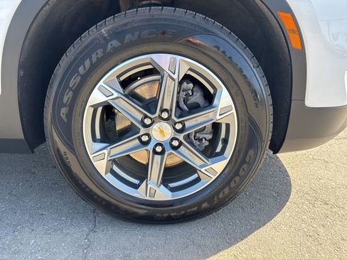 Used 2023 Chevrolet Blazer LT w/ Driver Confidence Package AWD/4WD image 9