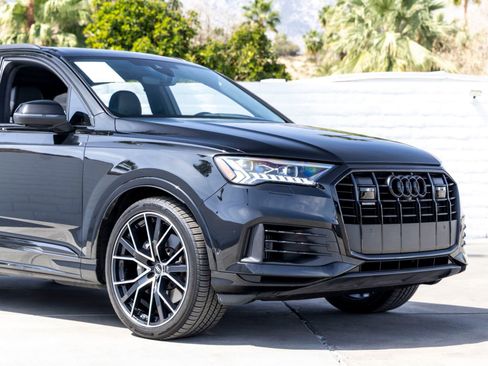 Used 2022 Audi Q7 3.0T Prestige image 3