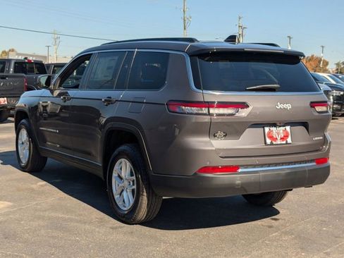 New 2025 Jeep Grand Cherokee L Laredo image 5