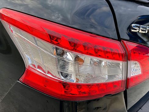 Used 2015 Nissan Sentra SR image 29