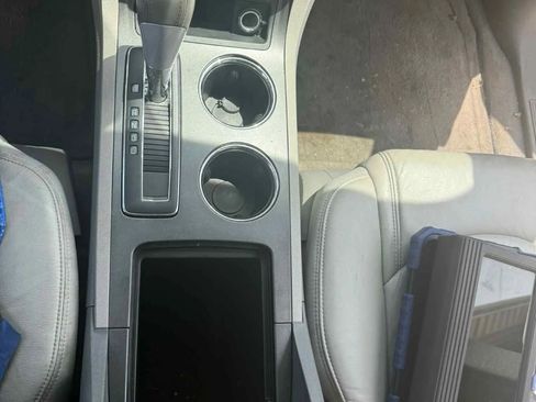 Used 2009 Chevrolet Traverse LT image 9