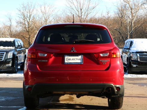 Used 2015 Mitsubishi Outlander Sport ES image 9