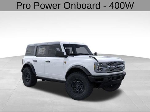 New 2026 Ford Bronco Badlands image 8