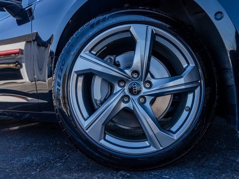 Used 2024 Audi A6 Premium Plus image 31