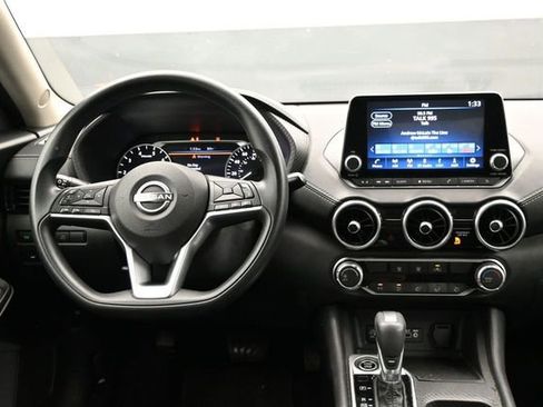 Used 2024 Nissan Sentra SV FWD image 6