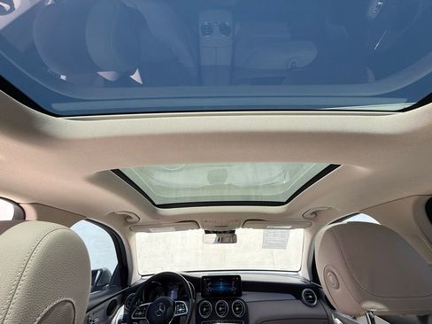 Used 2022 Mercedes-Benz GLC 300 GLC 300 image 7