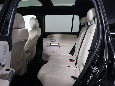New 2026 Mercedes-Benz GLB 250 image 6