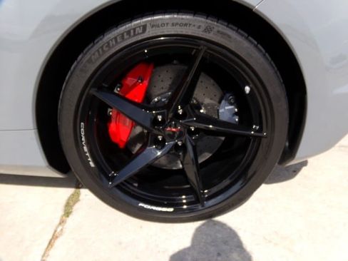 Used 2025 Chevrolet Corvette E-Ray w/ ZER Performance Package AWD/4WD image 9