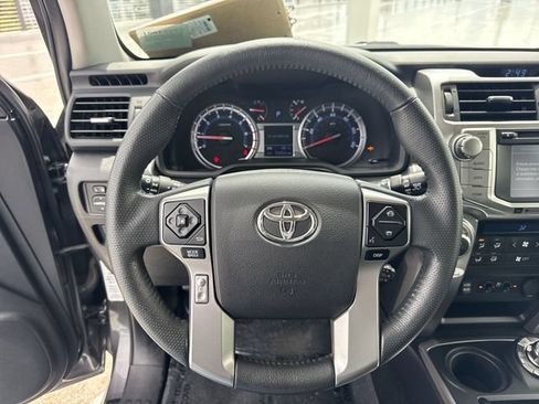 Used 2019 Toyota 4Runner Limited AWD/4WD image 14